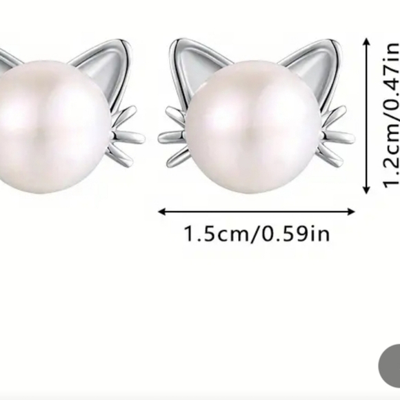 NEW Cat Faux pearls post earrings - Picture 1 of 4